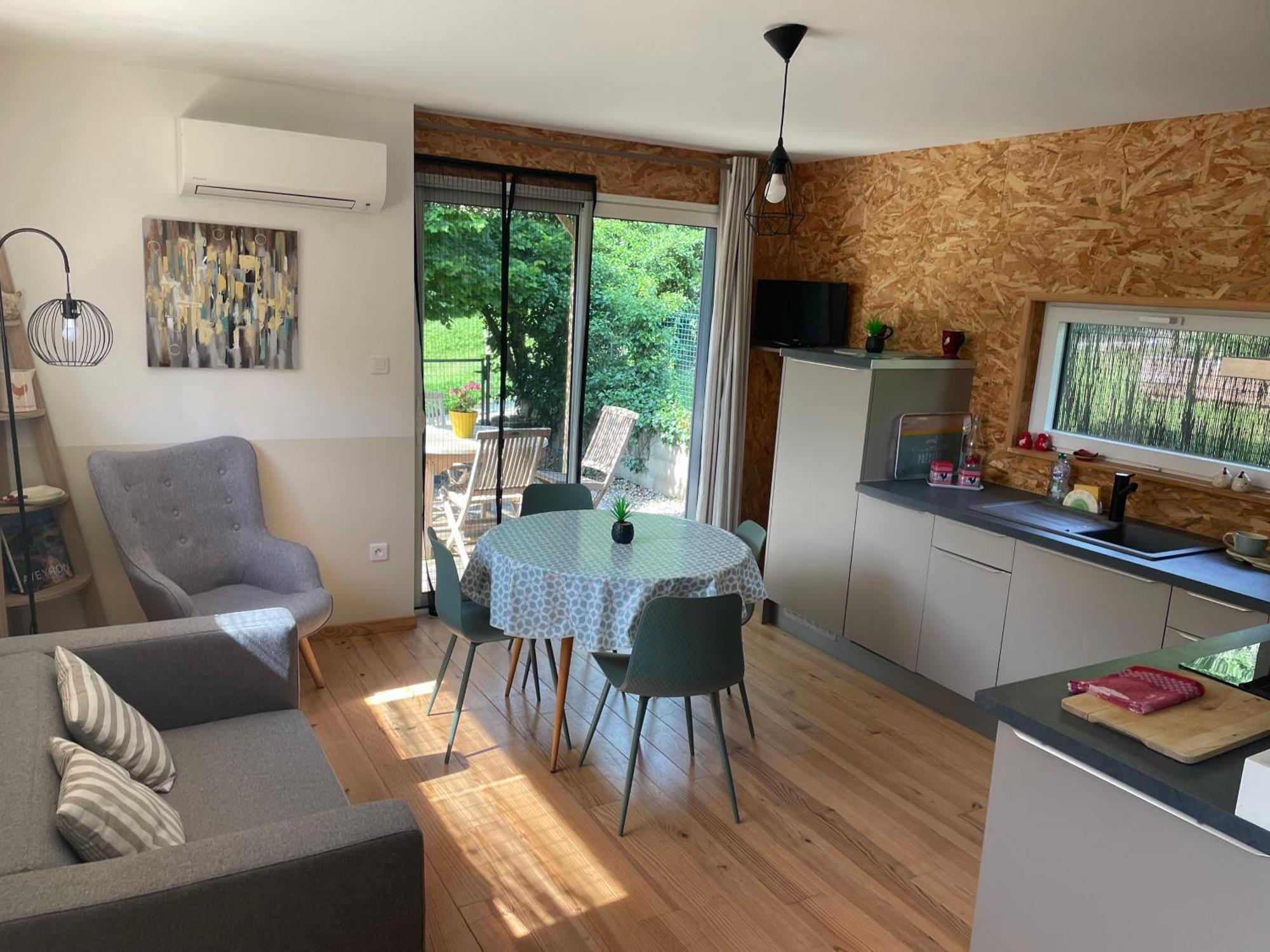 Gite Chalet Bois Bessuejouls Екстер'єр фото